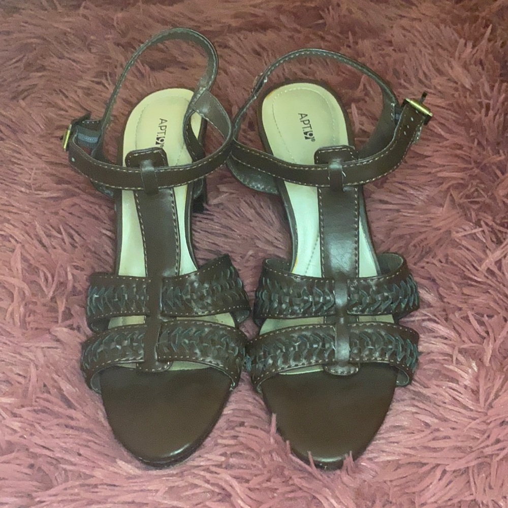 Apt. 9 Heels